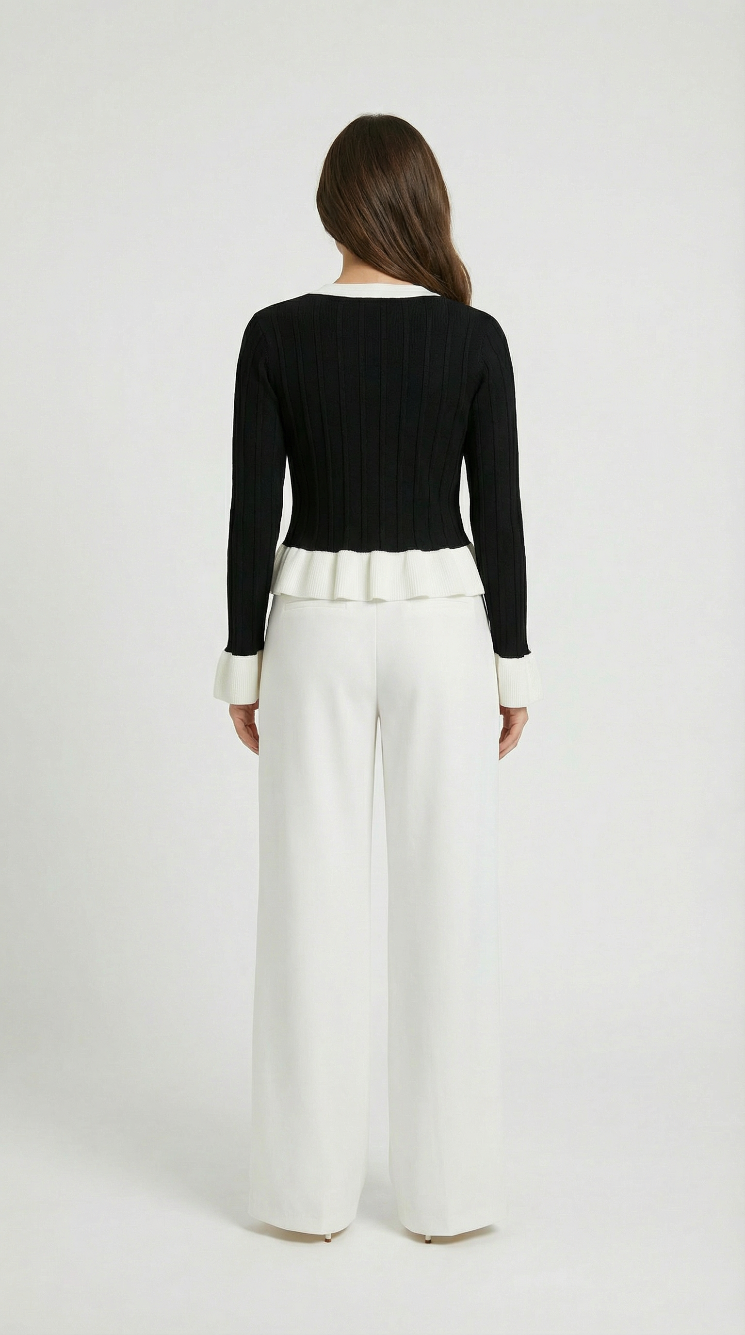 كاسو - كارديغان برقبة دائرية وأكمام واسعة أنيقة