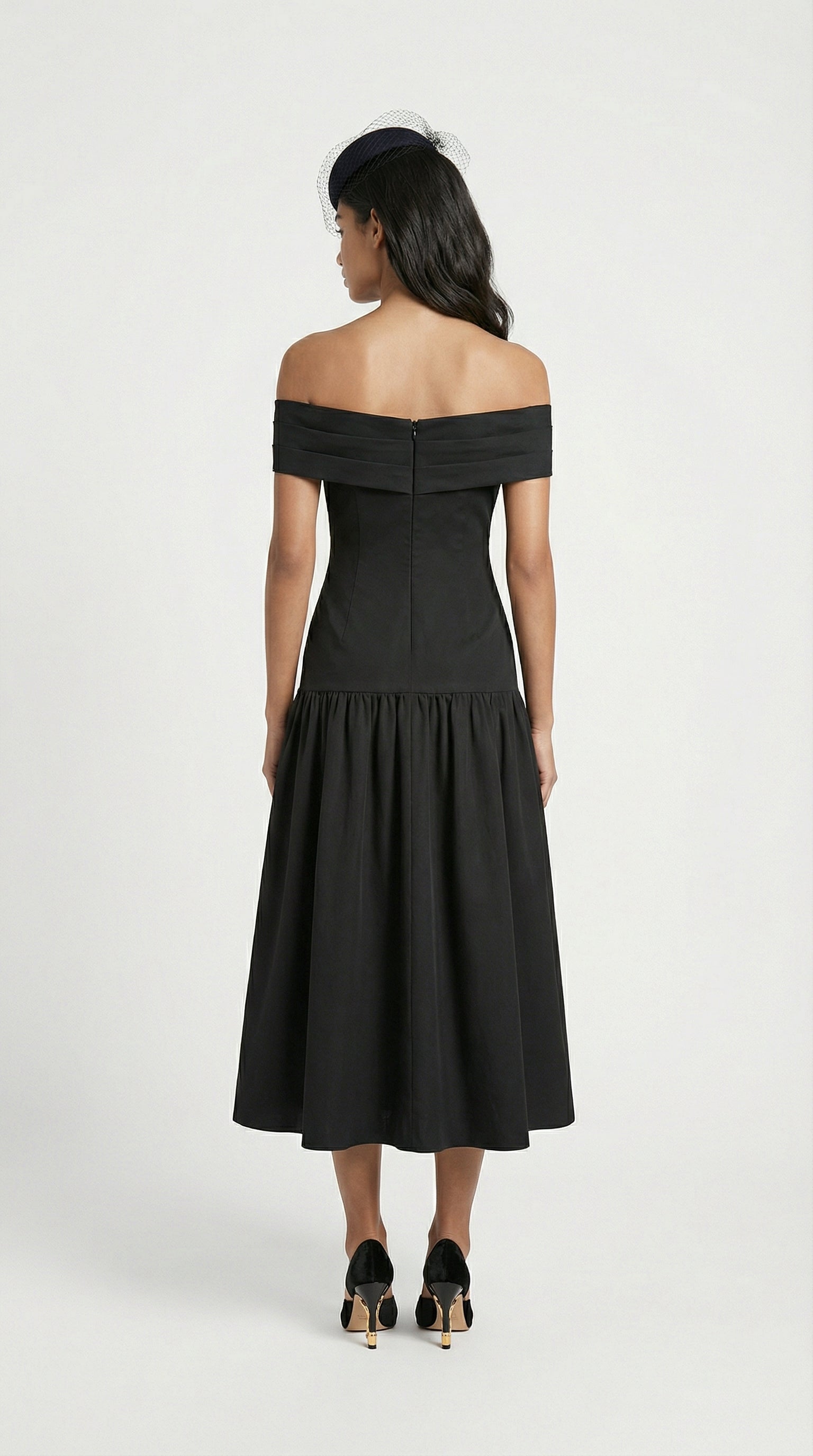Ligne - Contrasting Voluminous A-line Dress with Architectural Fold-Over Neckline