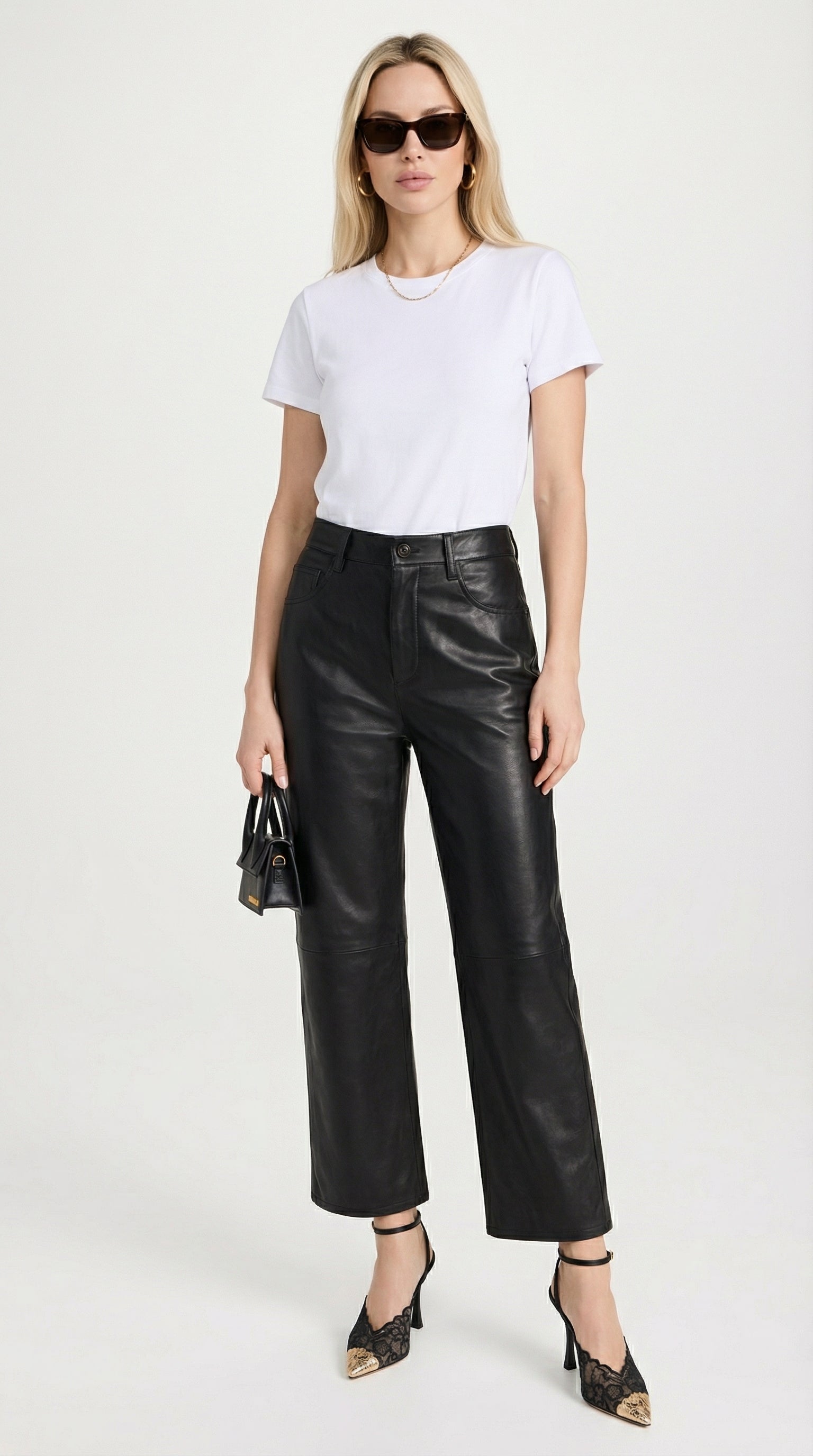 Lira - Hoch taillierte gerade cropped Hose aus echtem Leder Schwarz
