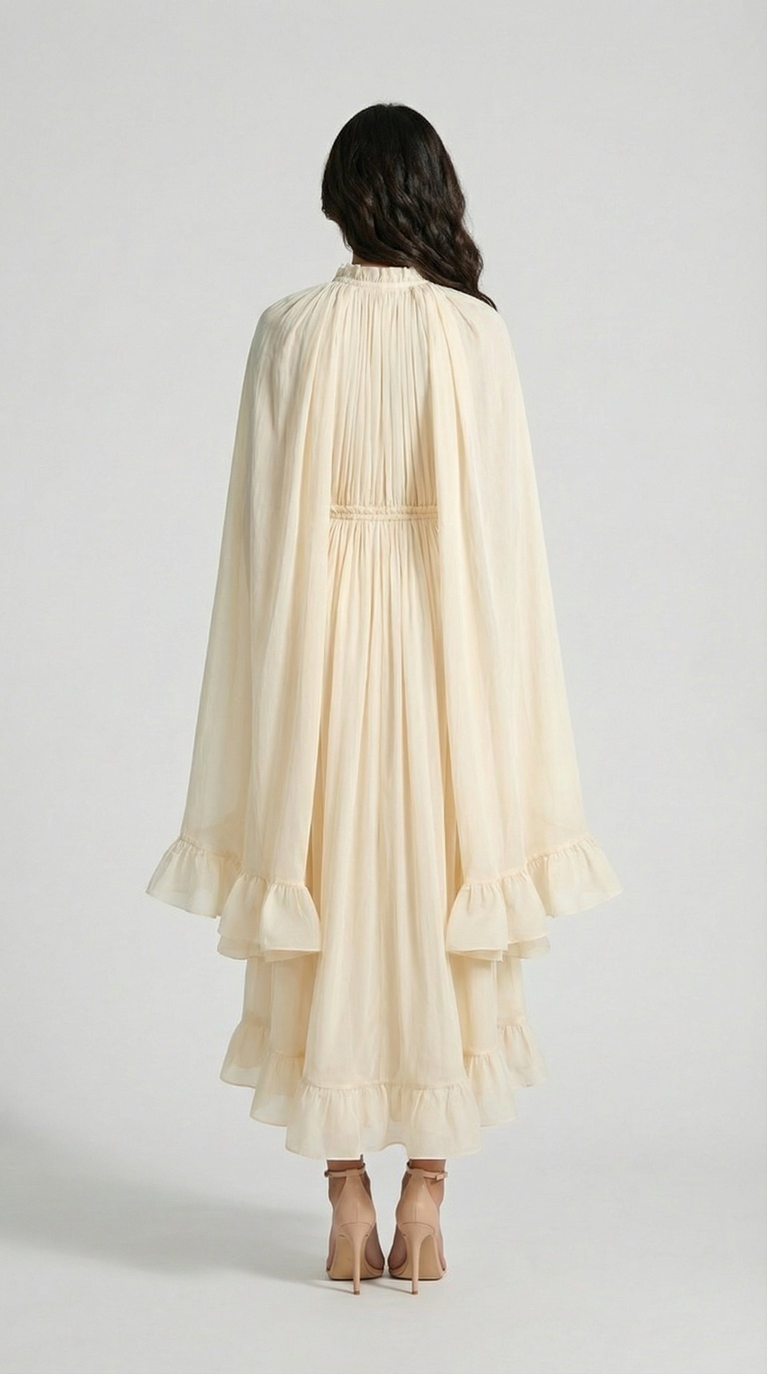 Elina - Vestido de noche con capa de volantes de lujo