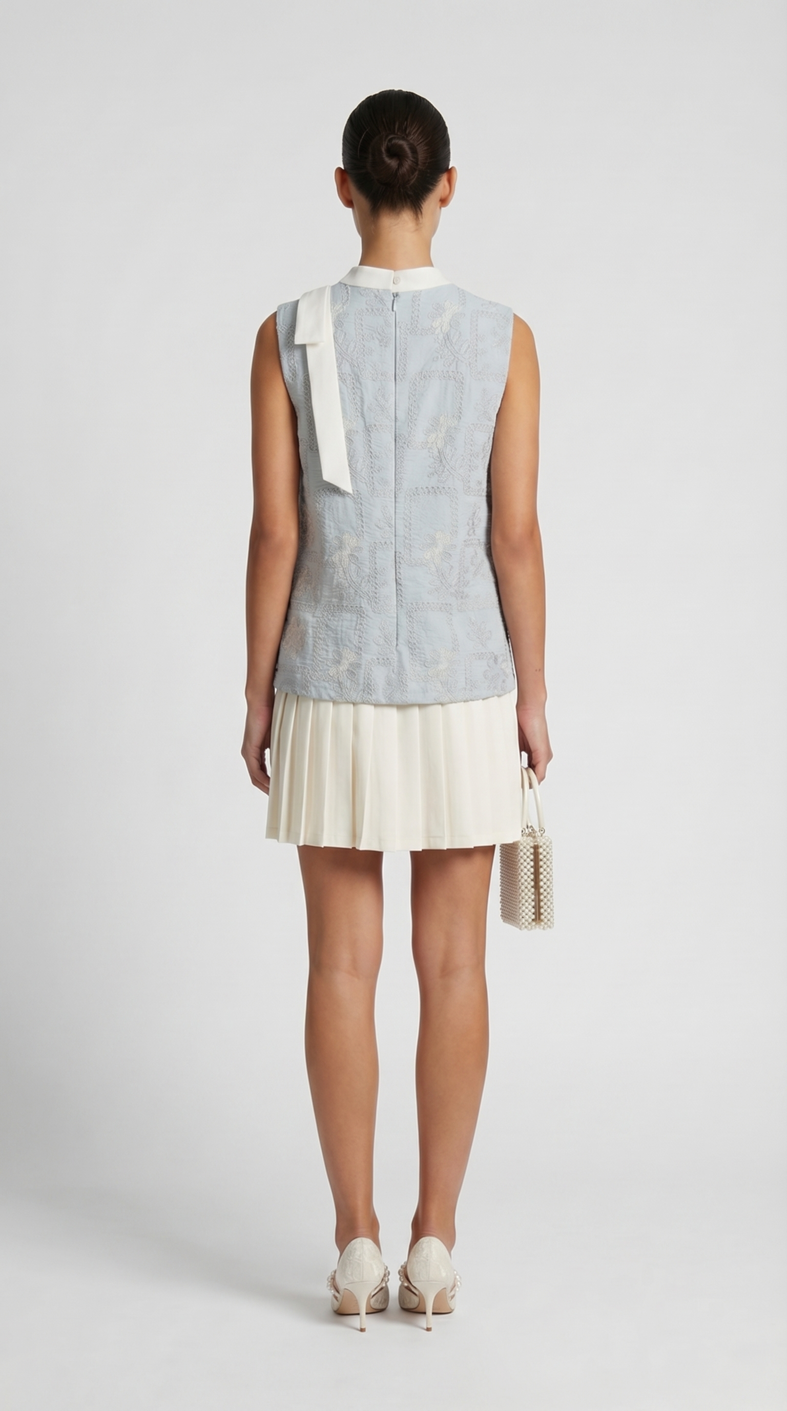Aba - Embroidered Sleeveless Pleated Dress