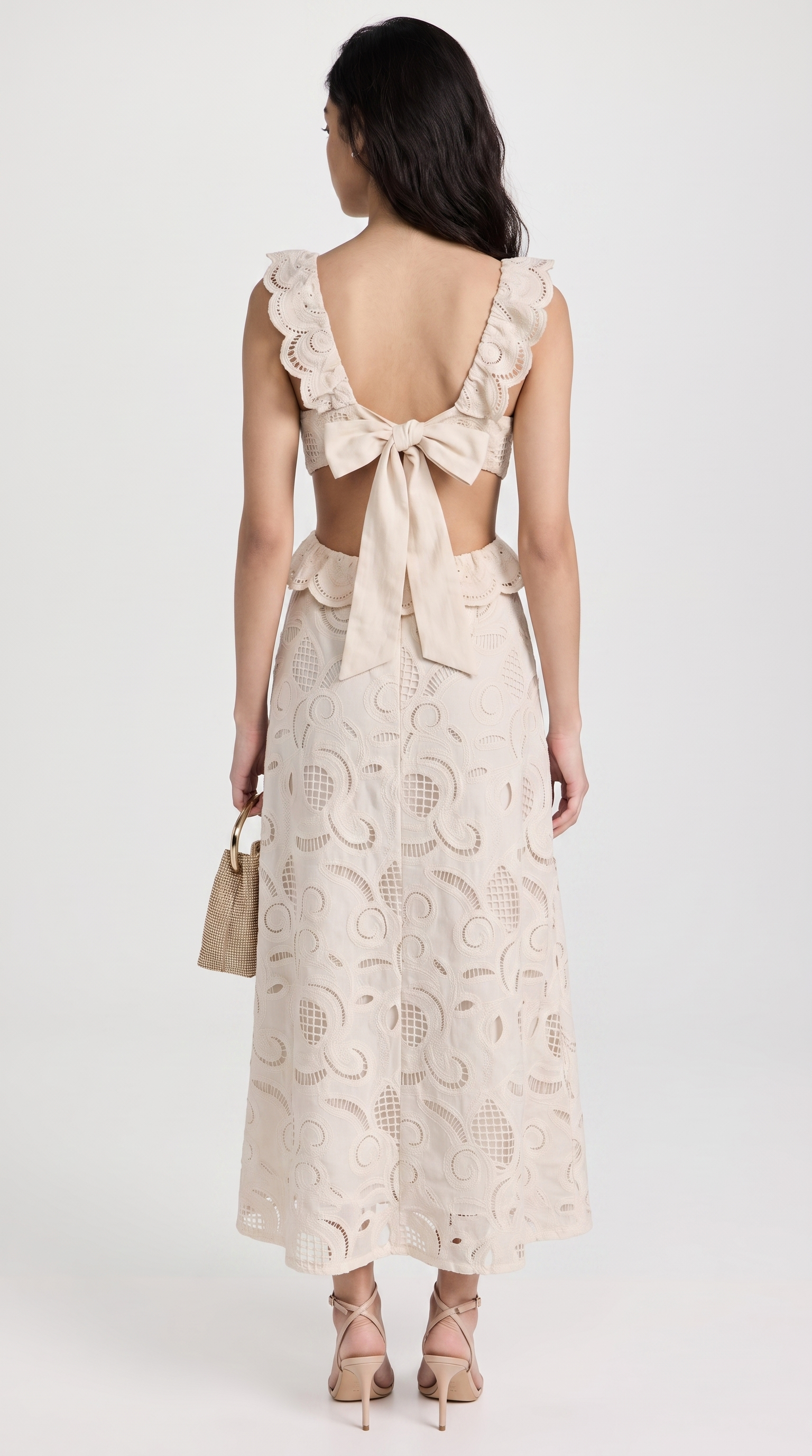 Venta - Midi-Kleid mit Rüschen und Lochstickerei Beige