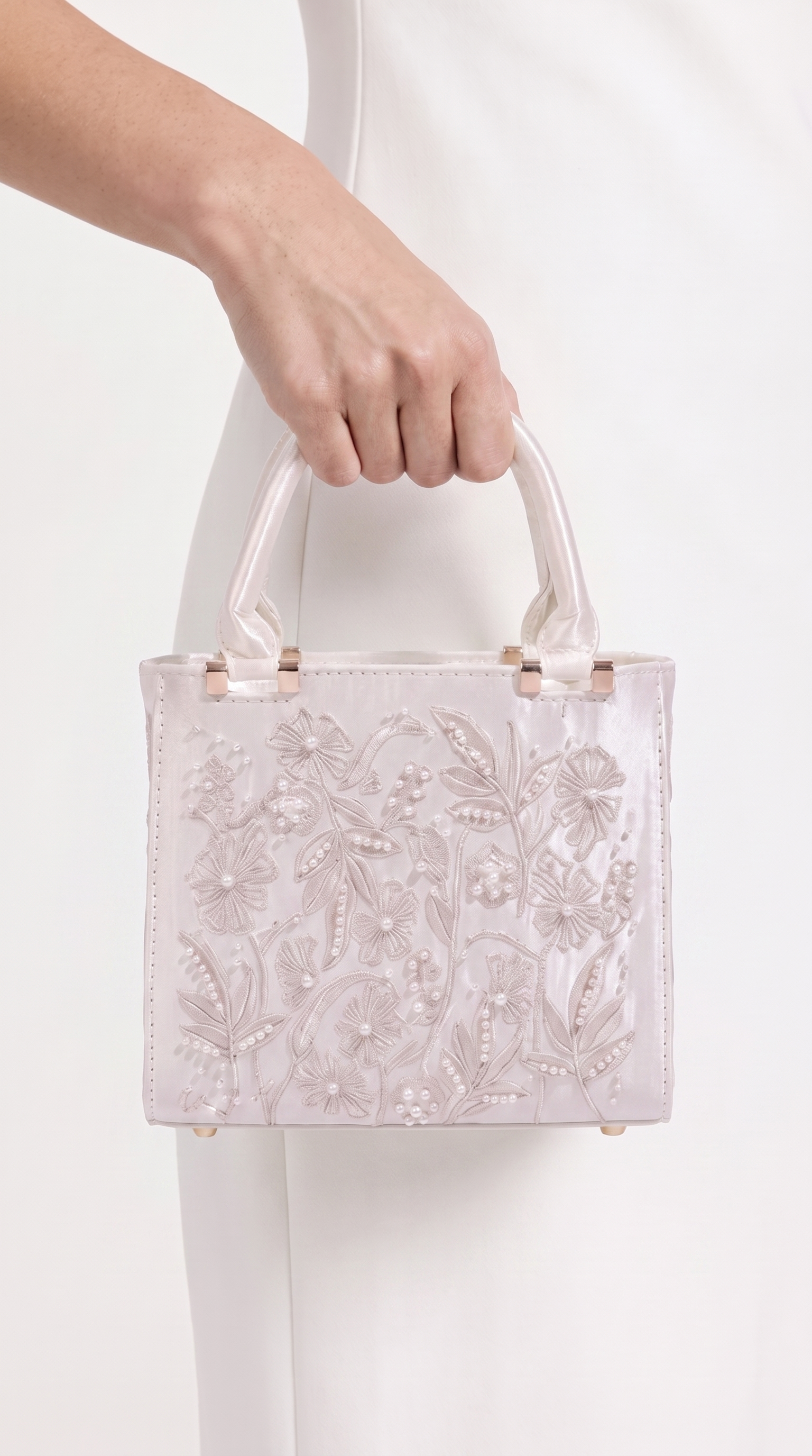 Soga - Embroidered Satin Pearl Tote Bag