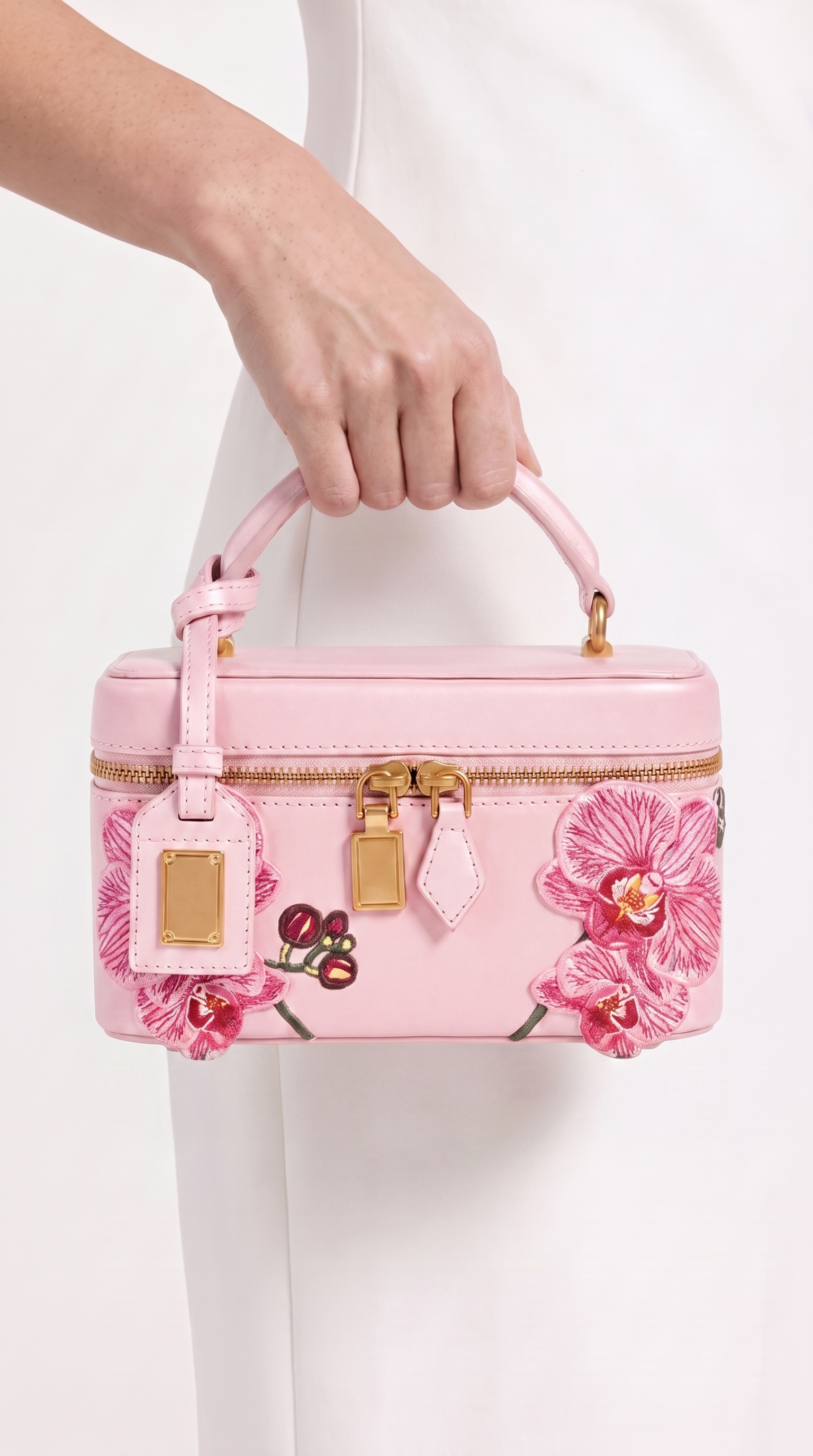 Kiri - Floral Embroidered Satin Vanity Bag Pink