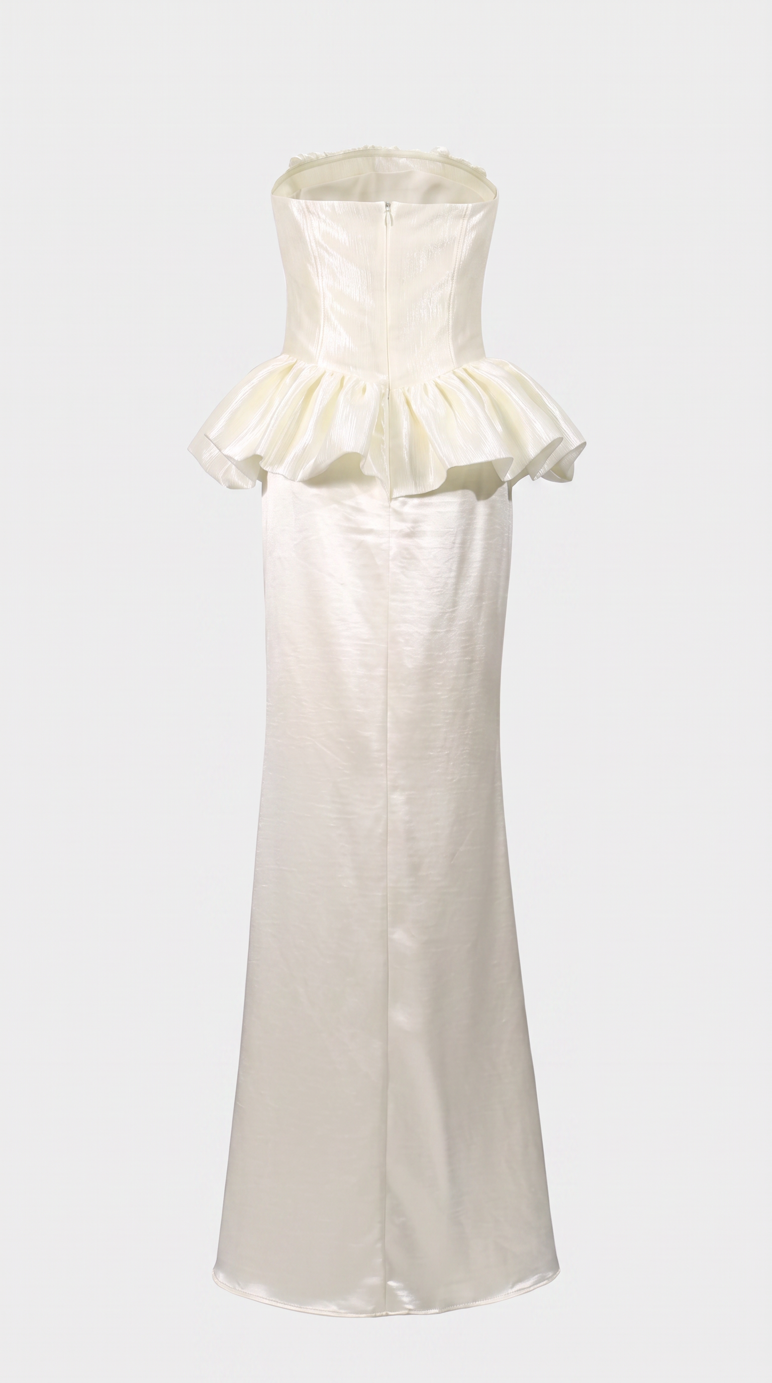 Zeo - Strapless Smocked Peplum Maxi Gown