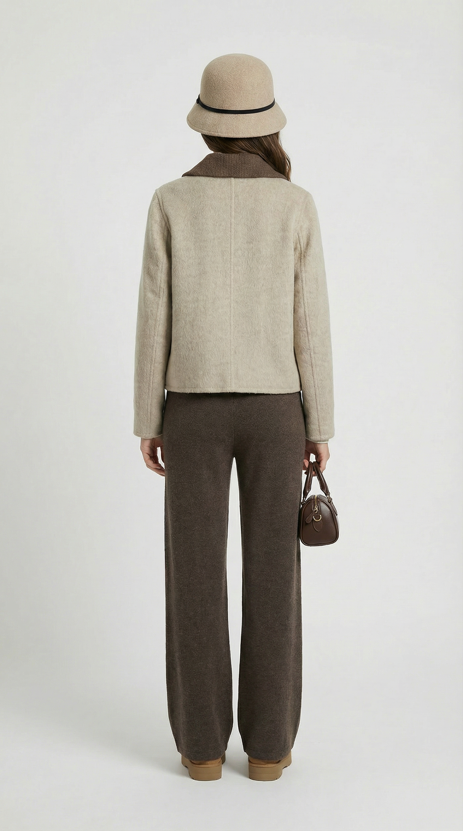 إيسكا - معطف صوفي قصير وفضفاض