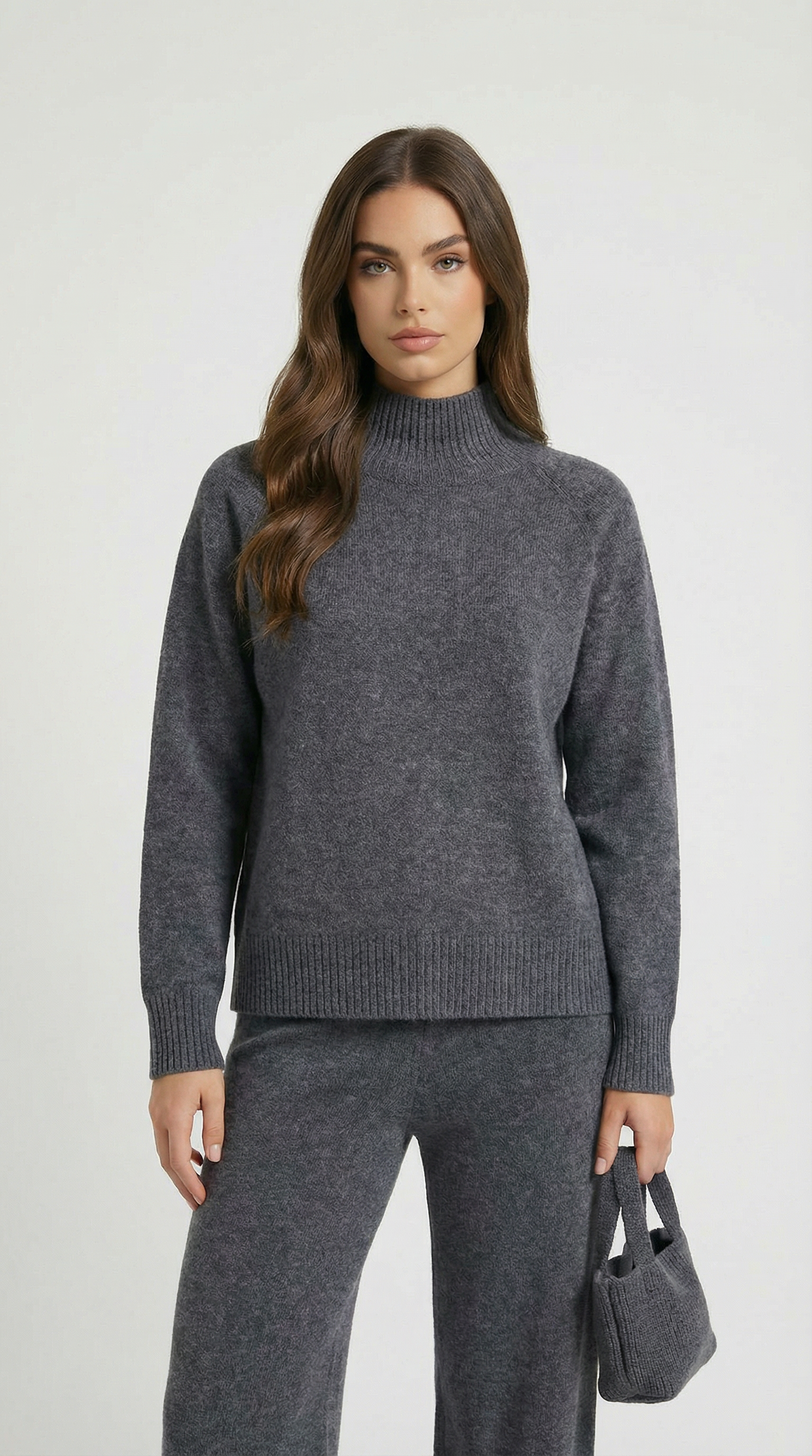 Vilo - 100% Wollset mit dickem Pullover und weiter Hose Grau