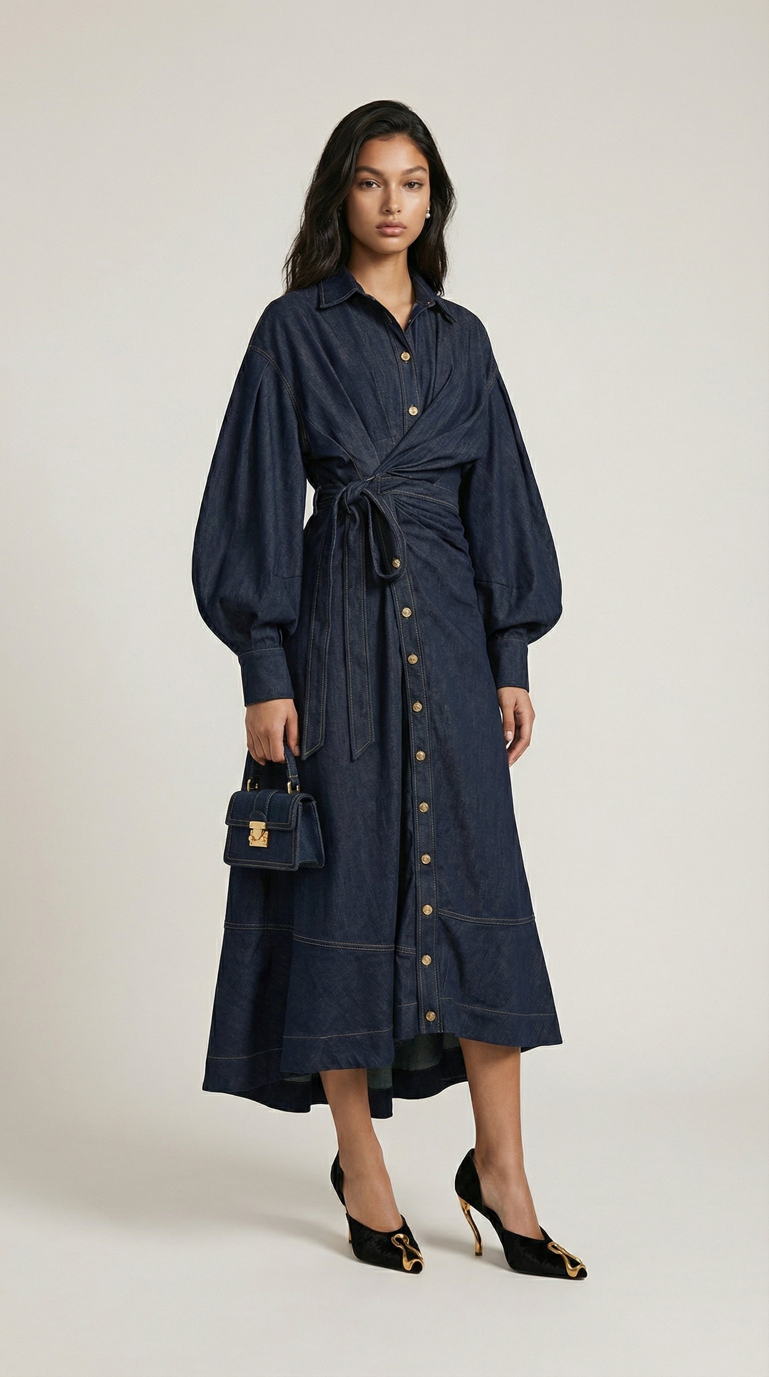 Sillo - Abito con maniche lunghe oversize in denim blu navy
