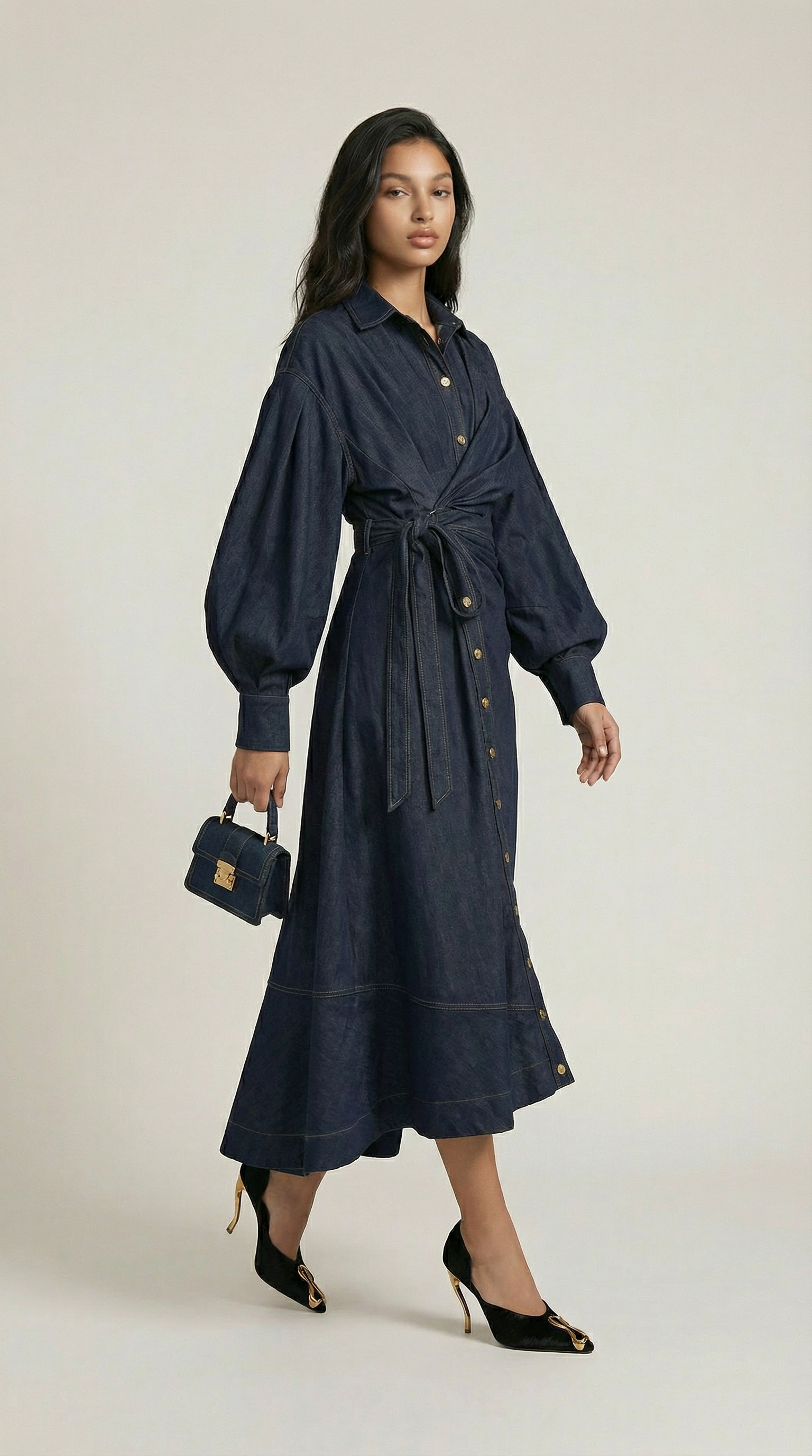 Sillo - Abito con maniche lunghe oversize in denim blu navy
