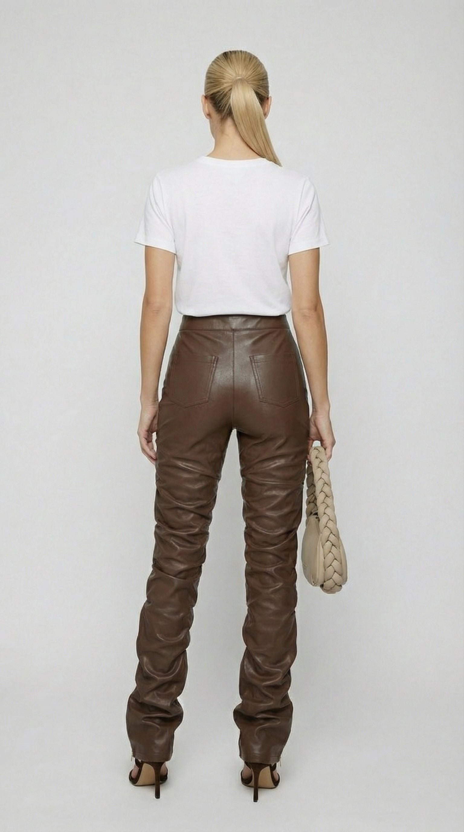 Aven - Pantaloni a Vita Alta in Pelle Vegana Impilata Marrone