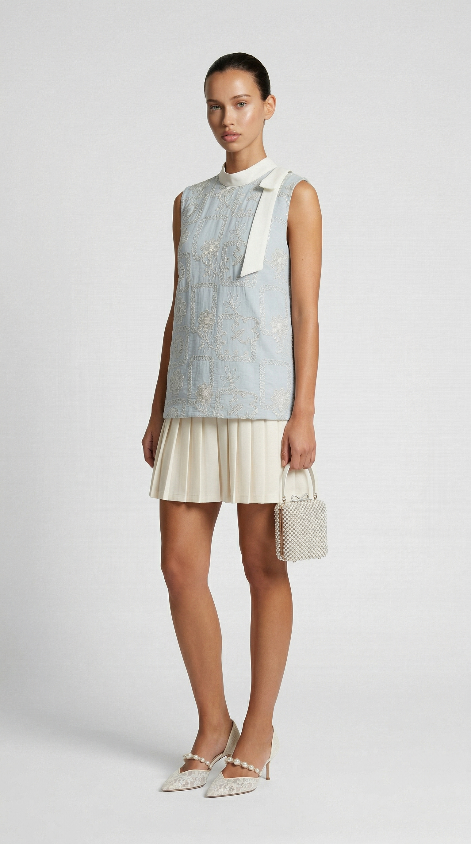 Aba - Embroidered Sleeveless Pleated Dress