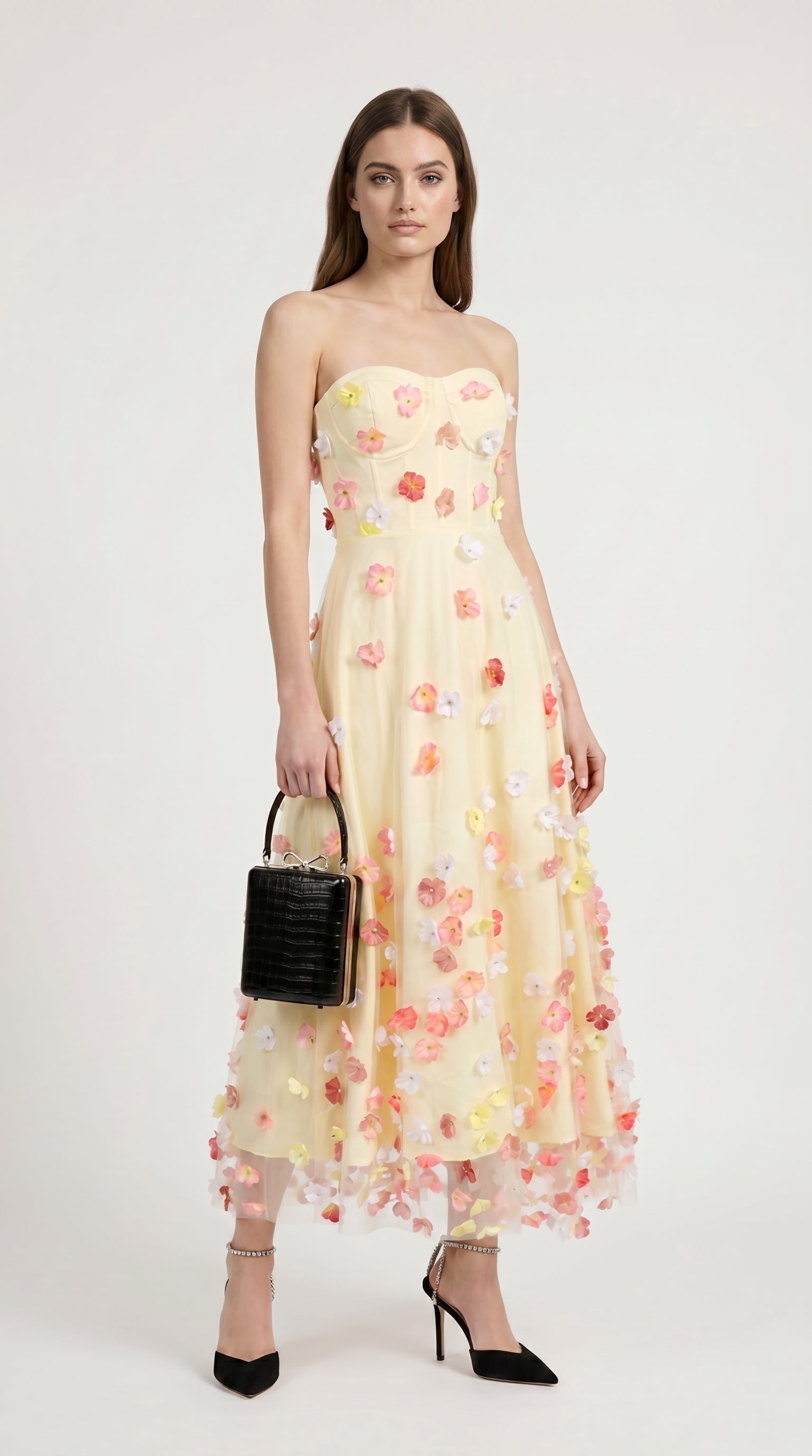 Zora - Gúna Maxi Strapless Tuille Bláthanna 3D